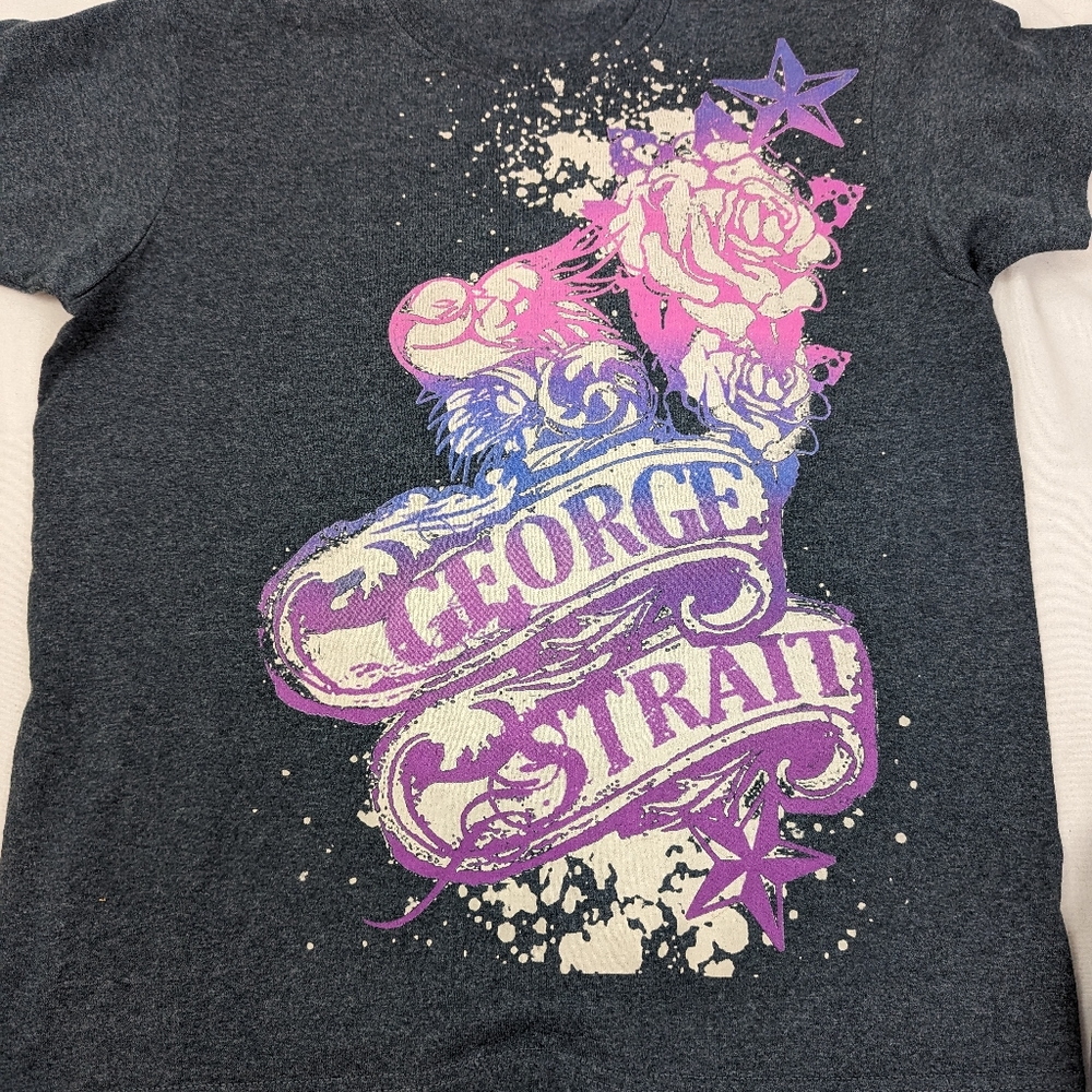 George Strait ST05 Concert Tee with Pink Roses Medium